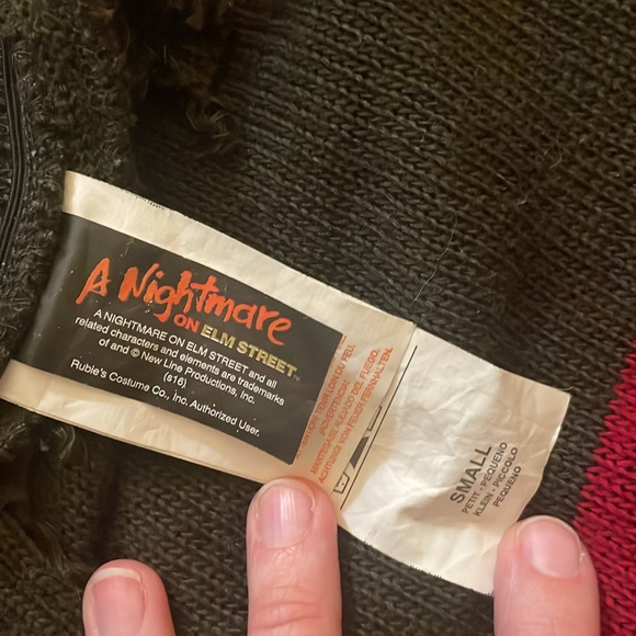 Female Freddy Krueger Costume - Picture 7 of 8